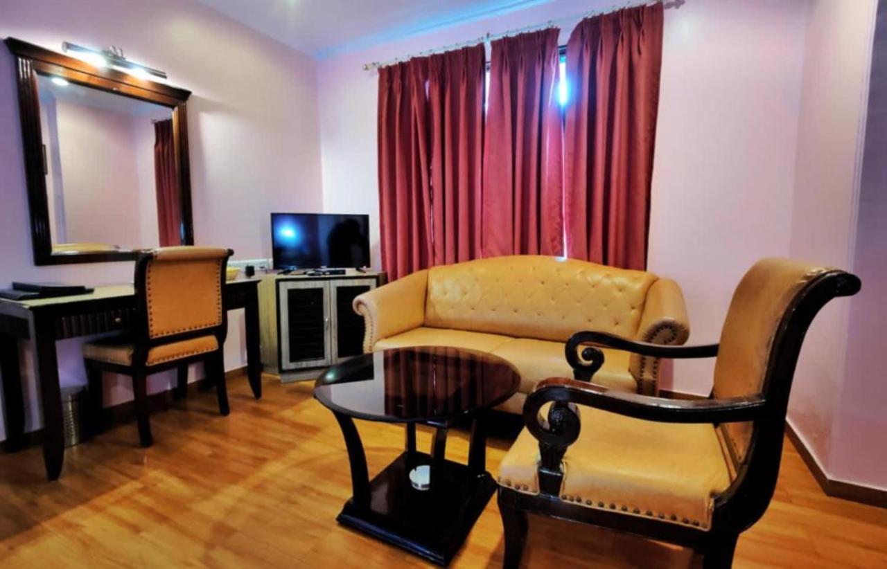 Hotel Marc شيملا المظهر الخارجي الصورة